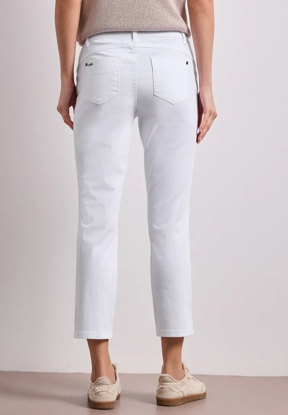 7/8 Slim Leg Hose im Satin-Look