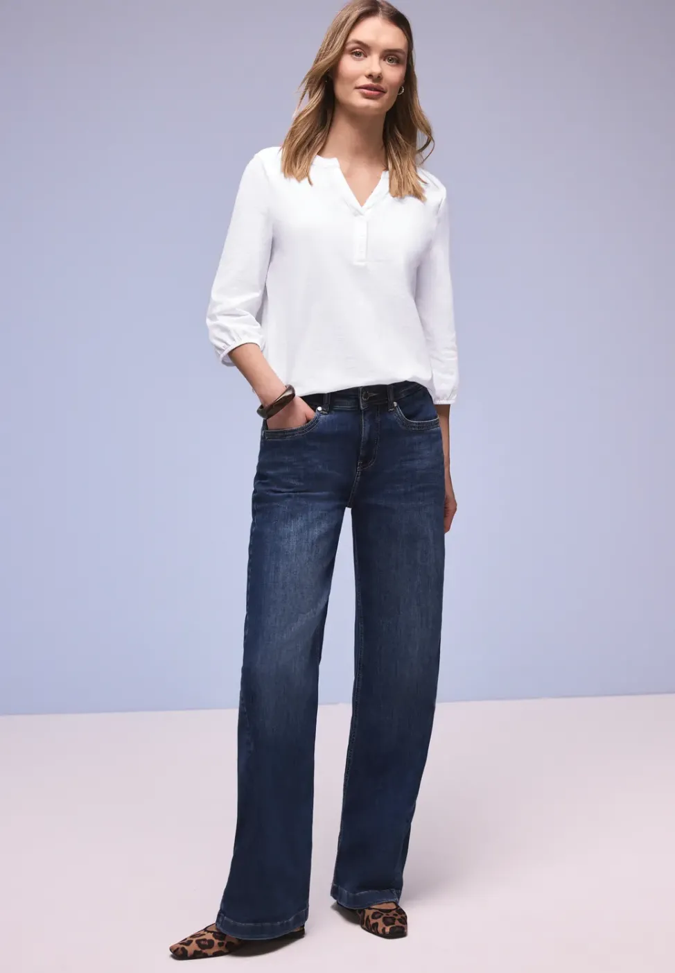 3/4-Arm Shirt mit Split Neck und Knöpfen