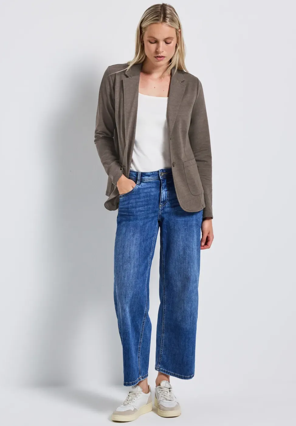 Basic Blazer
