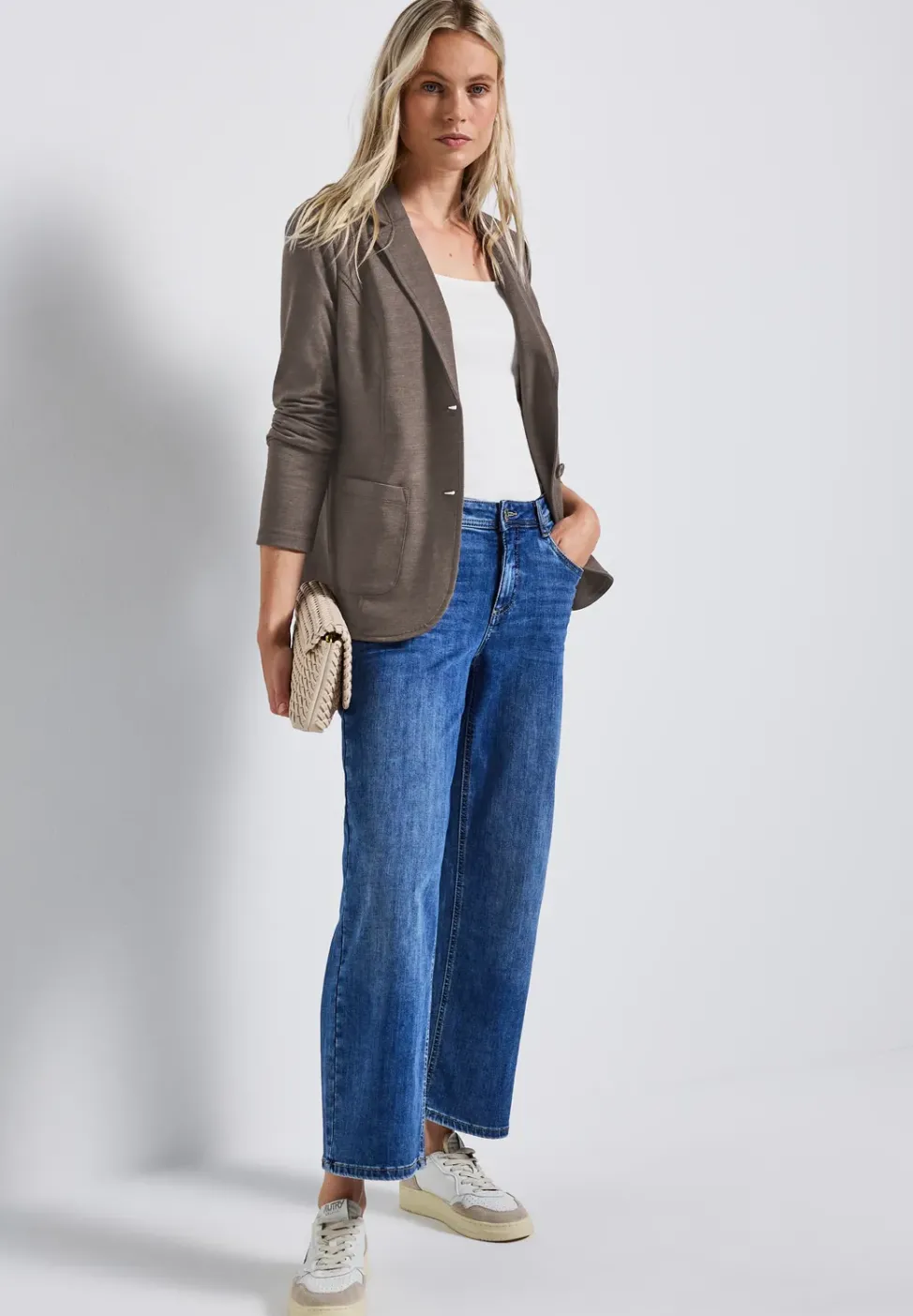 Basic Blazer