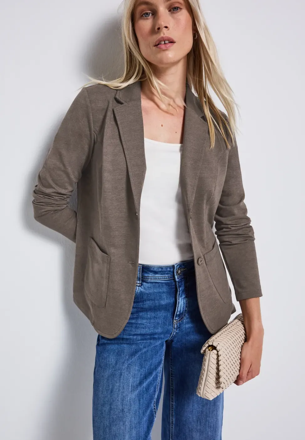 Basic Blazer