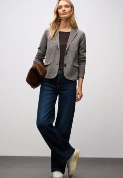 Basic Blazer