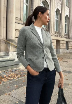 Basic Blazer