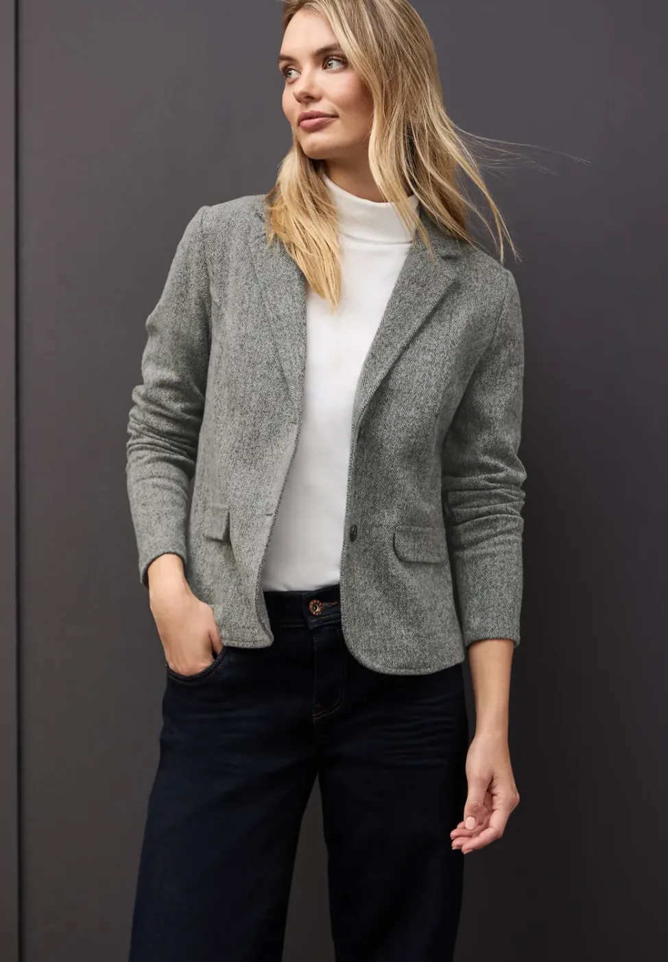 Basic Blazer