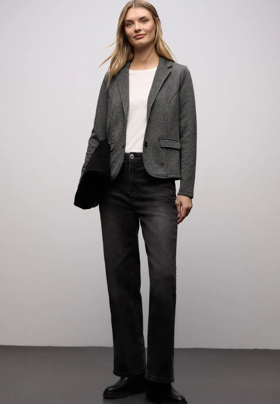 Basic Blazer