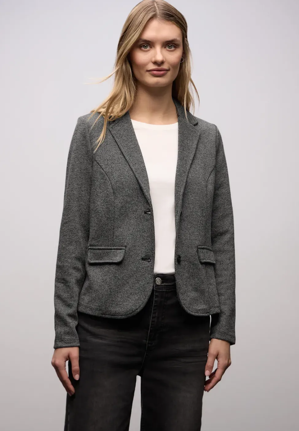 Basic Blazer