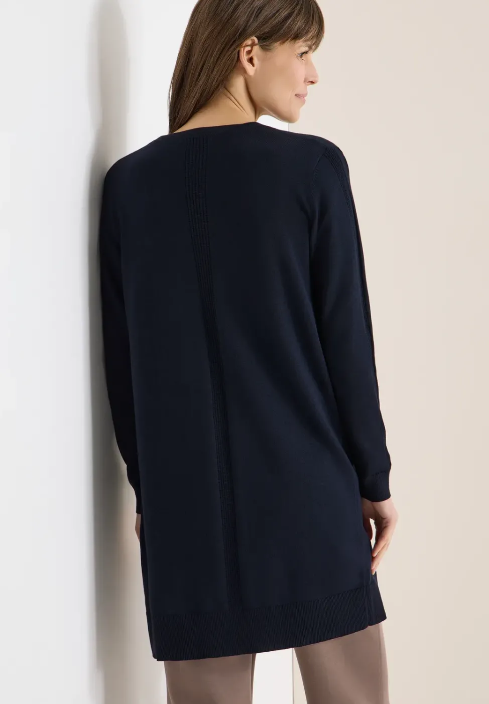 Basic Cardigan in langer Passform