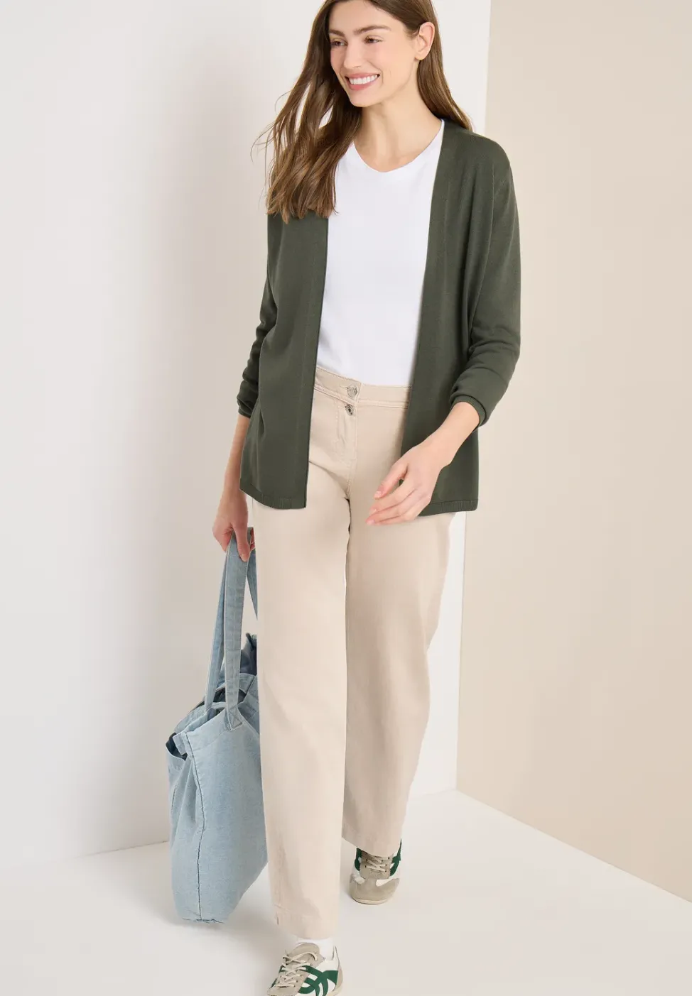 Basic Cardigan in offener Passform
