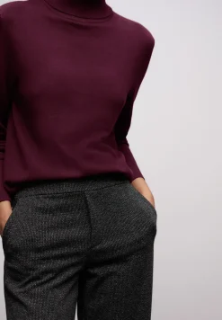 Basic Rollkragenpullover