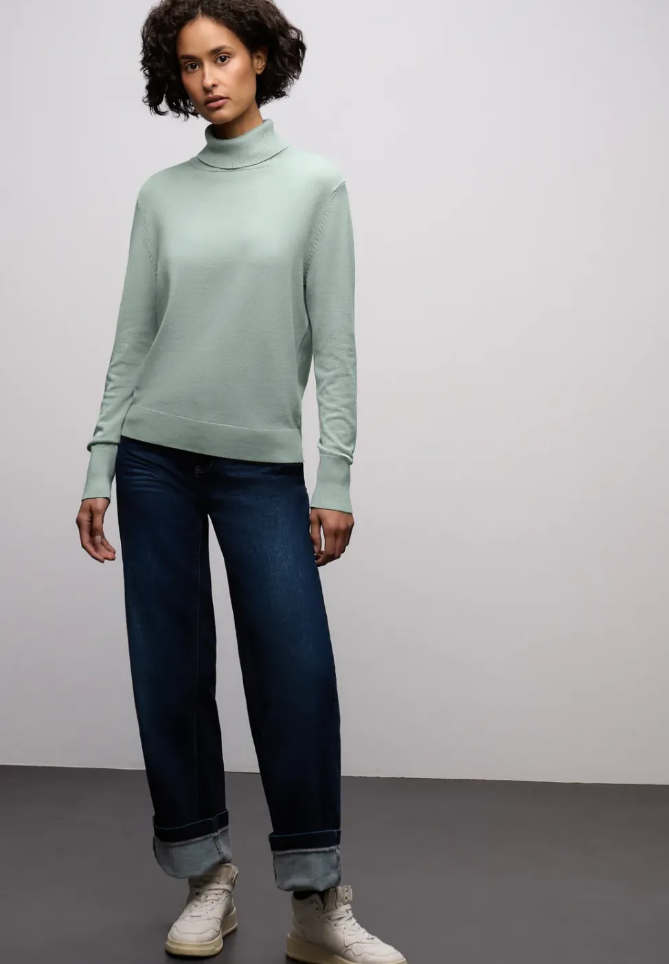 Basic Rollkragenpullover