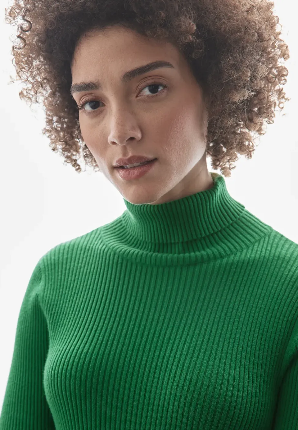 Basic Rollkragen-Pullover