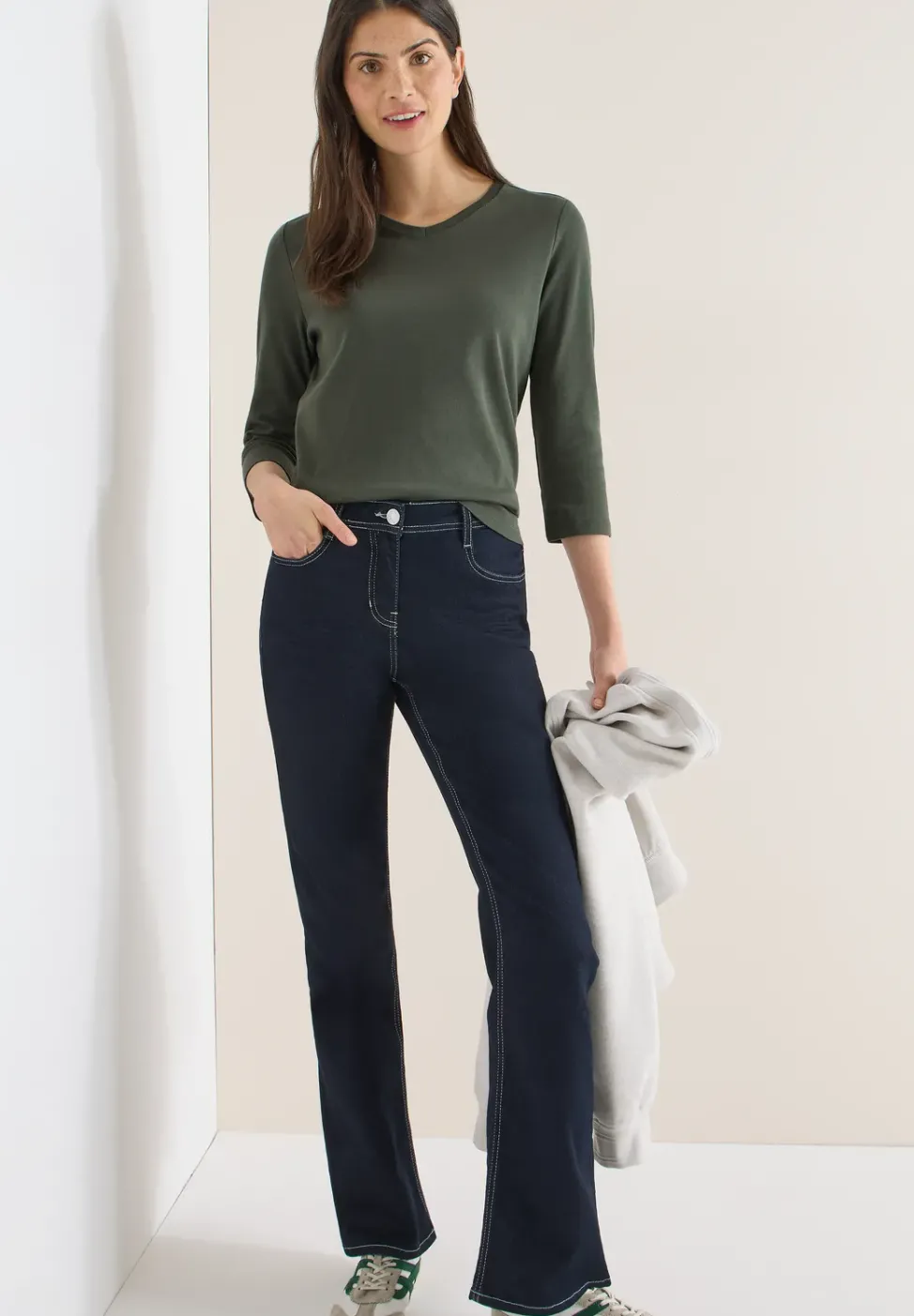 Basic T-Shirt