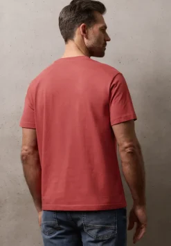 Basic T-Shirt