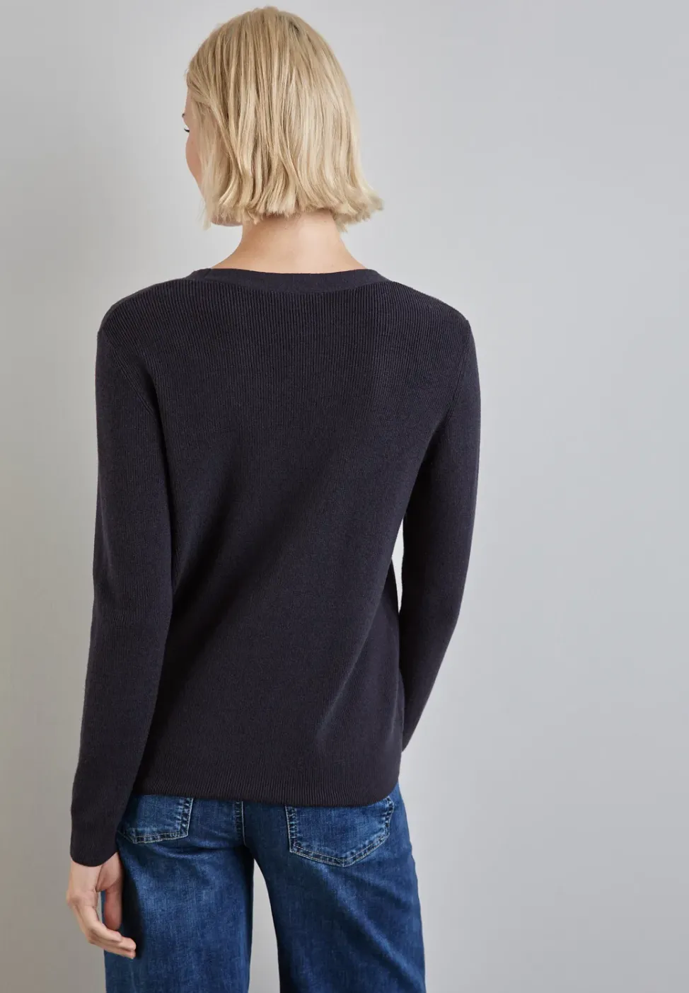 Basic Pullover