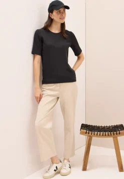 Basic Ripp T-Shirt