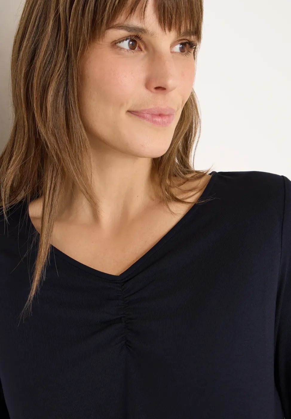 Basic Shirt mit Raffung