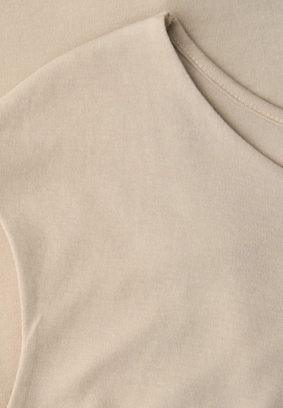 Basic Shirt mit U-Boot-Ausschnitt