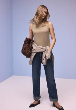 Basic Top