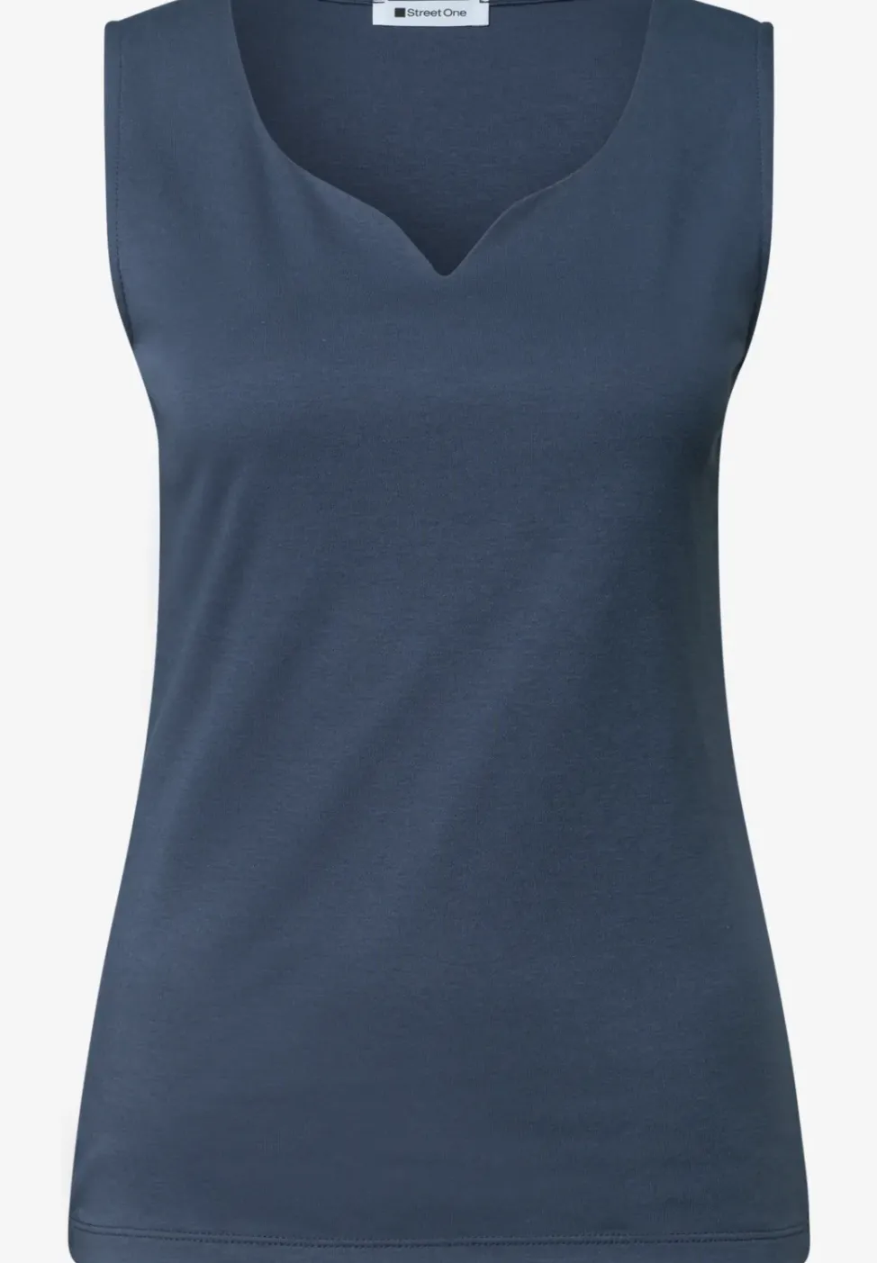 Basic Top mit Herzausschnitt