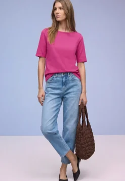 Basic T-Shirt mit U-Boot-Ausschnitt