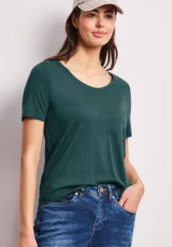Basic T-Shirt mit V-Neck in Unifarbe