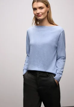 Basic U-Boot Pullover