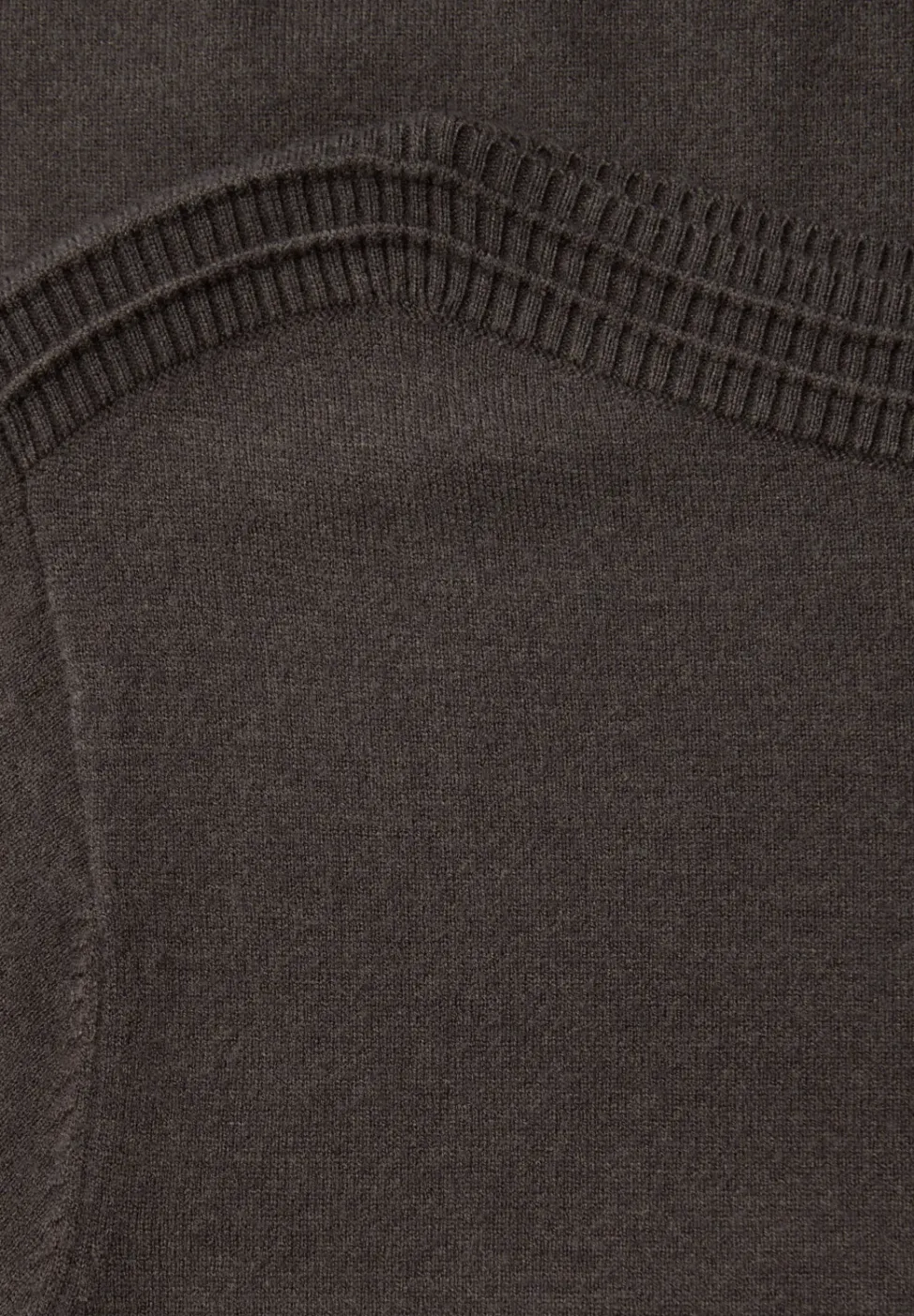 Basic U-Boot Pullover