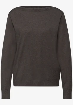 Basic U-Boot Pullover