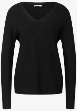 Basic V-Neck Pullover