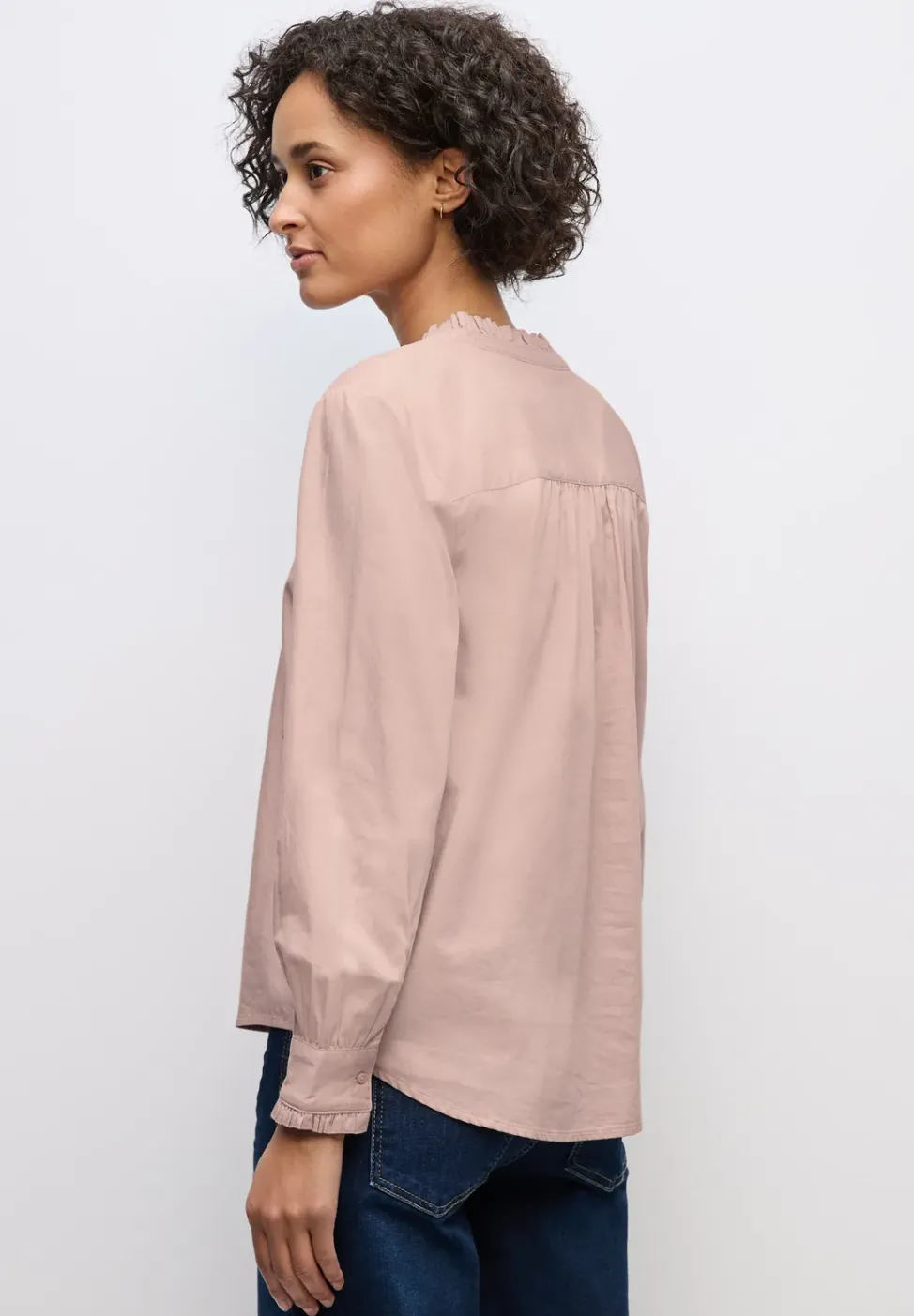 Baumwollbluse mit Rüschen