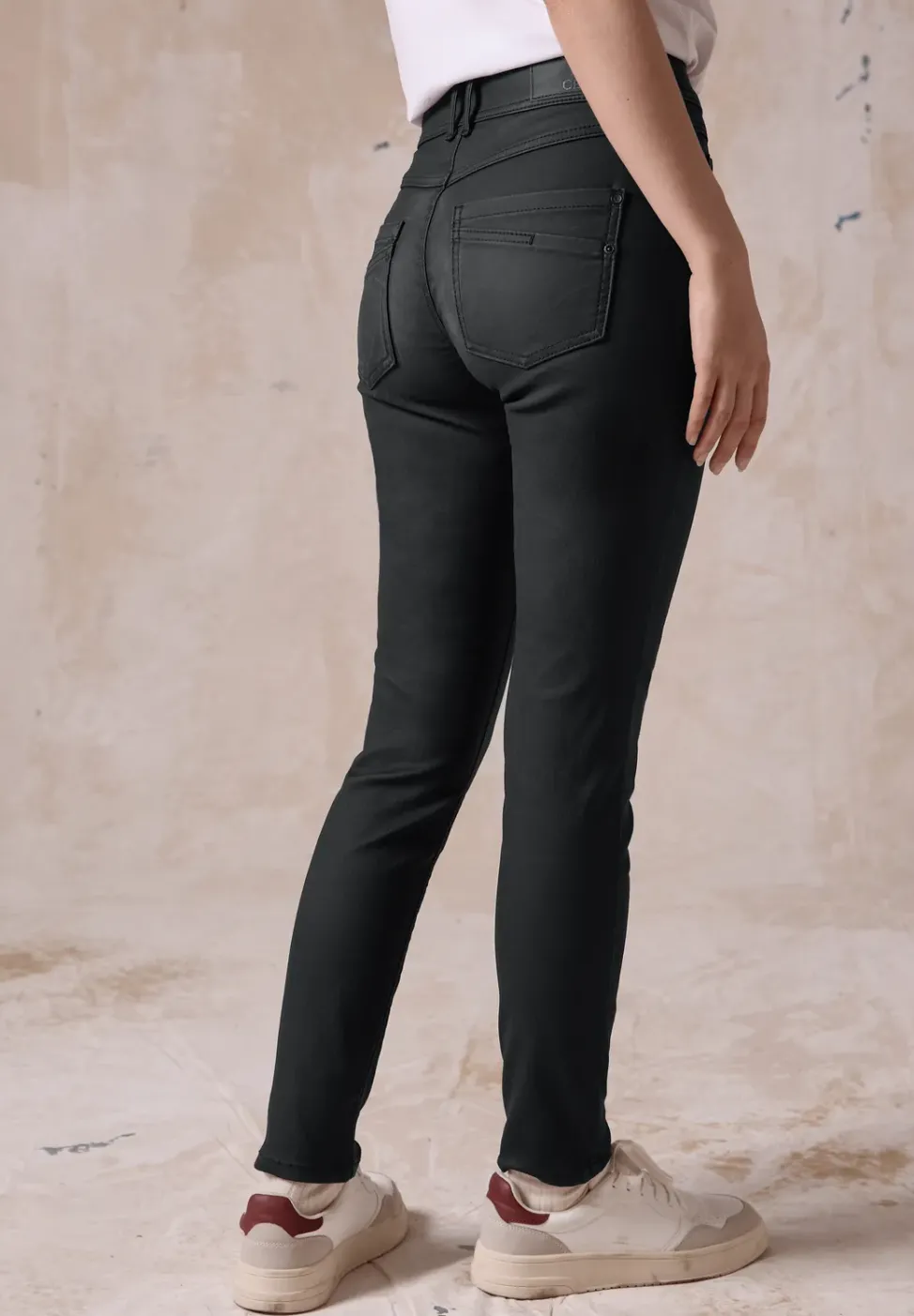 Beschichtete Hose