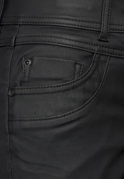 Beschichtete Hose