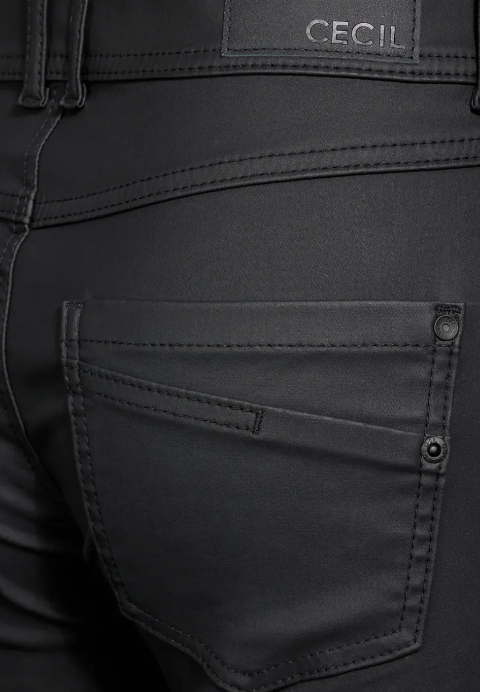 Beschichtete Hose