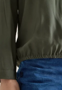 Bluse in Unifarbe
