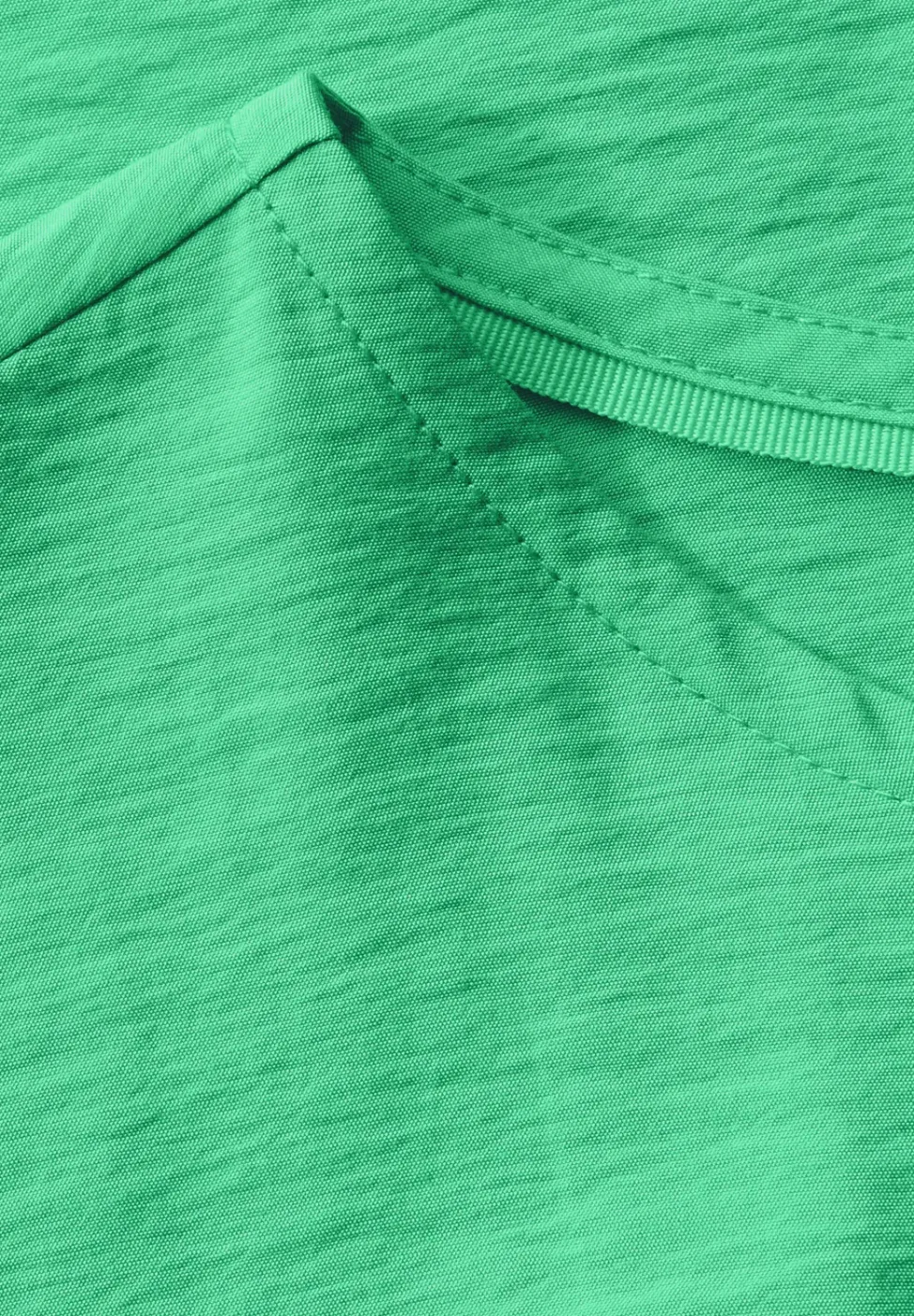 Bluse in Unifarbe