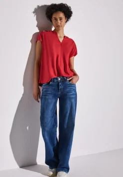 Bluse in Unifarbe