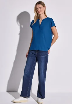 Bluse in Unifarbe