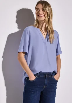 Bluse in Unifarbe