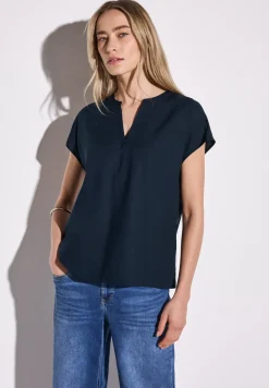 Bluse in Unifarbe