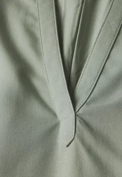 Bluse in Unifarbe