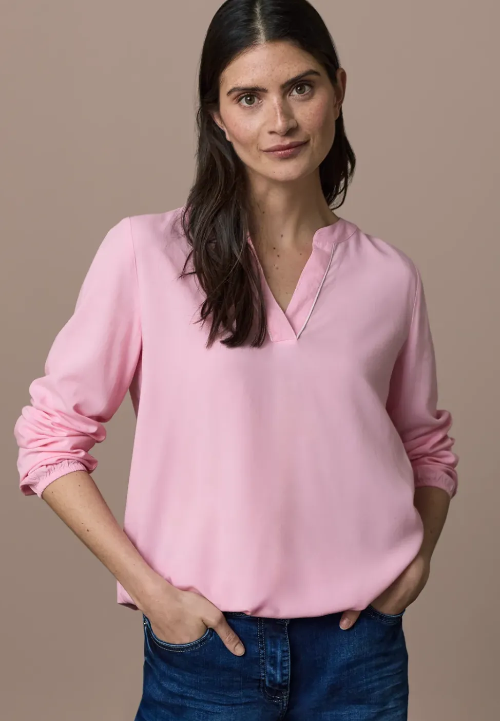 Bluse in Unifarbe