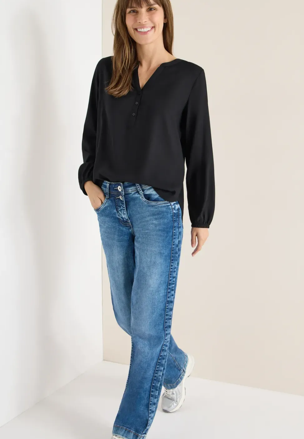 Bluse in Unifarbe