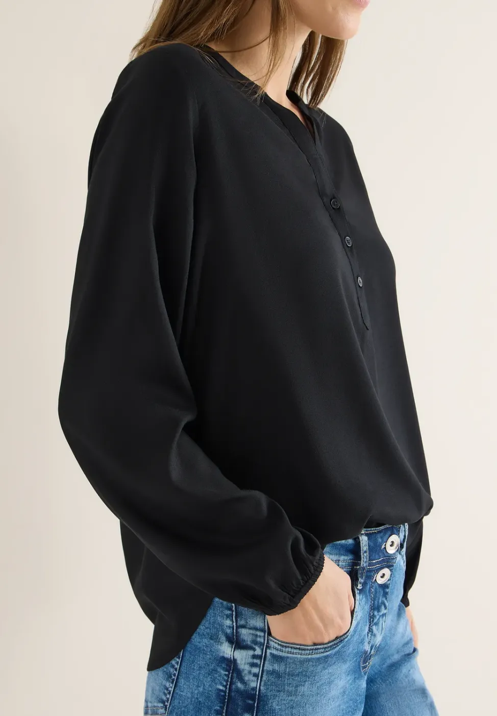 Bluse in Unifarbe