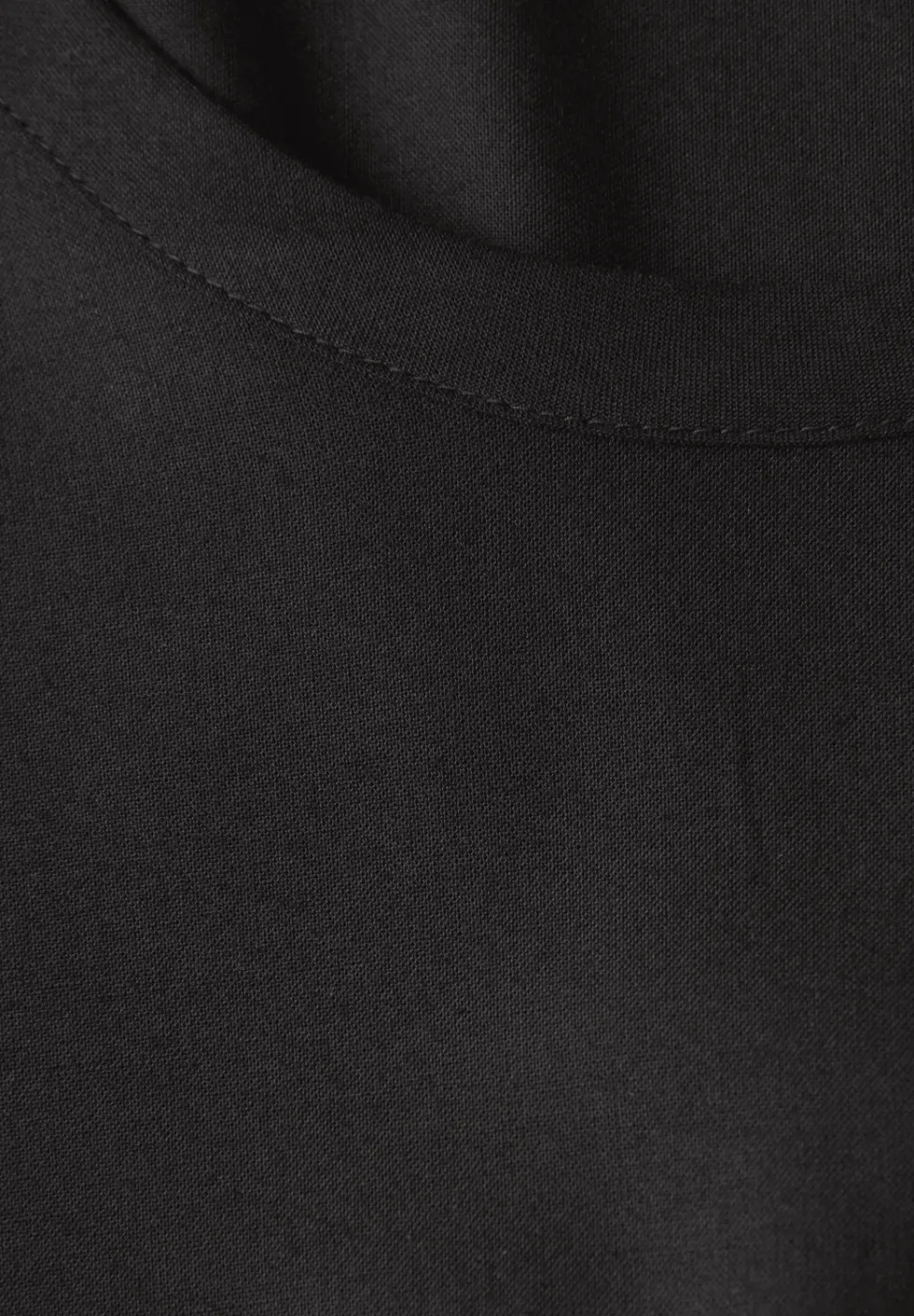 Bluse mit Knotendetail