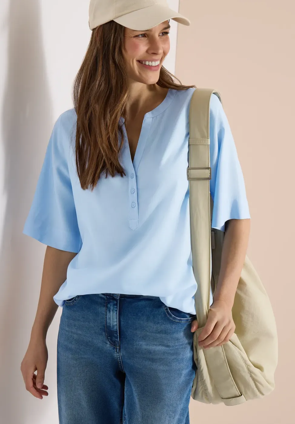 Bluse mit Split Neck und Elastiksaum