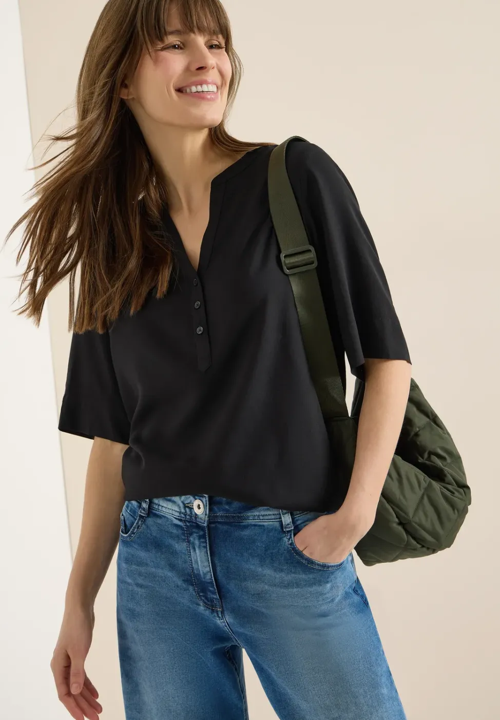 Bluse mit Split Neck und Elastiksaum