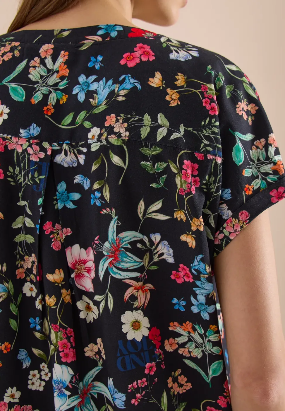 Bluse mit Split Neck und floralem Muster