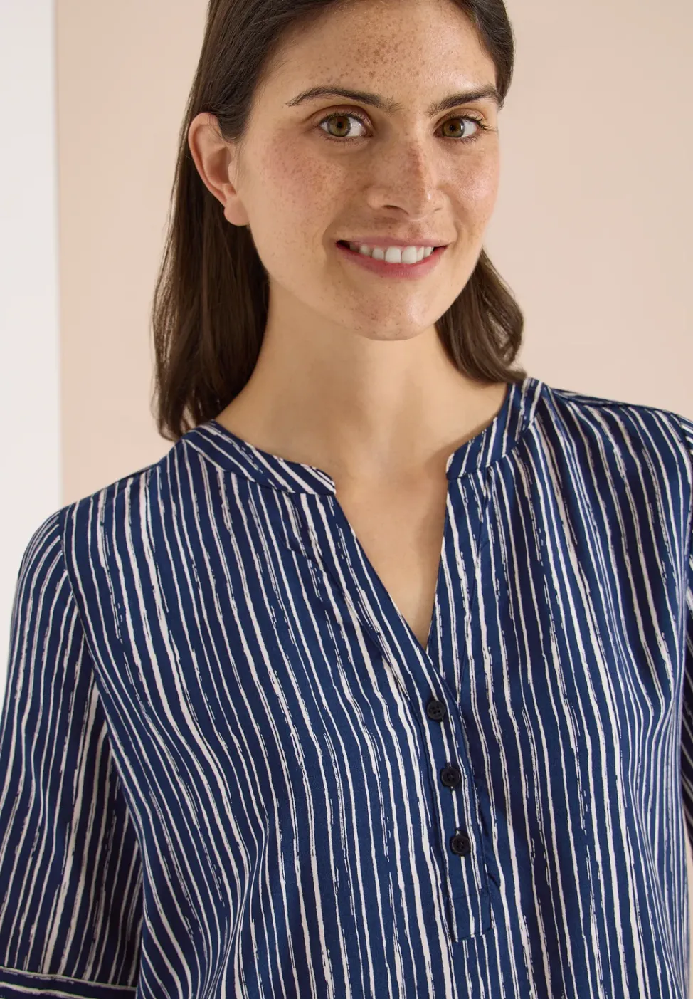 Bluse mit Split Neck und Streifen