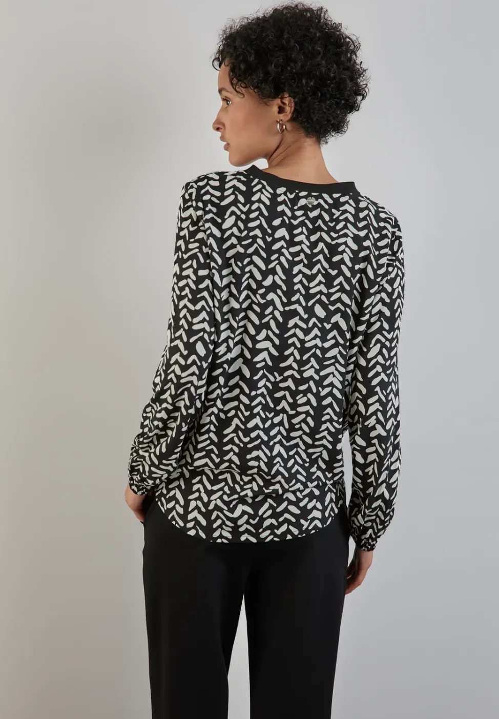 Bluse mit Tape-Details