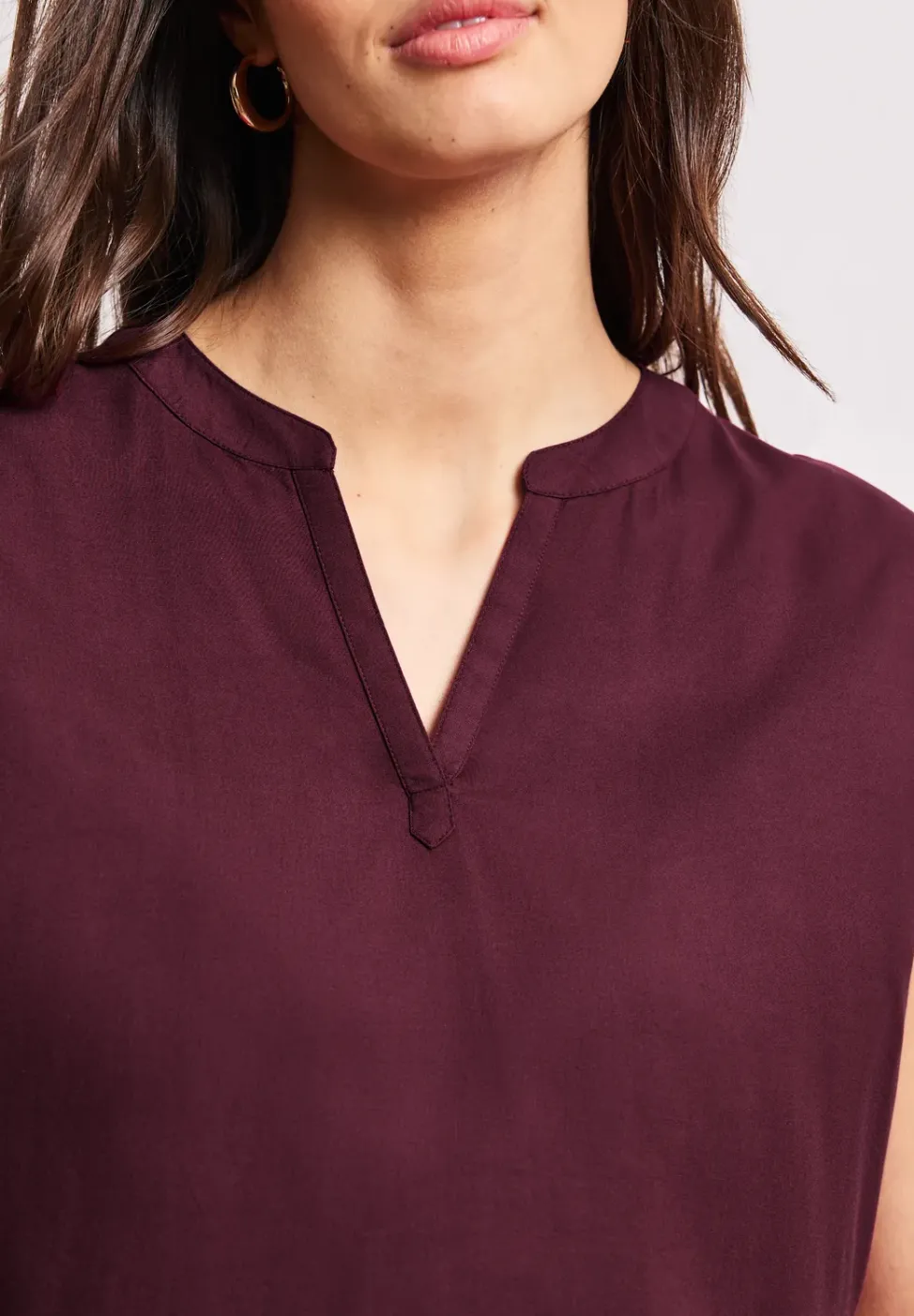 Blusenshirt in Unifarbe mit Split Neck